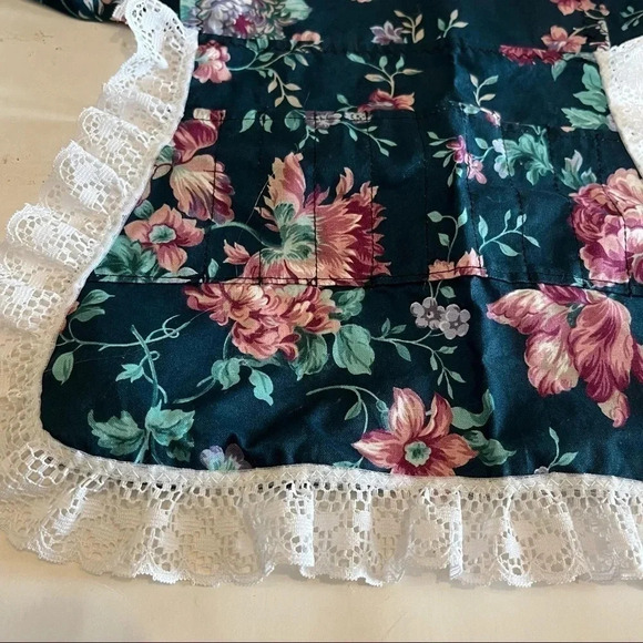 Vintage Floral HALF APRON W/ Pockets Tie Back Lace Pretend Play Artist Kitchen - Picture 2 of 7
